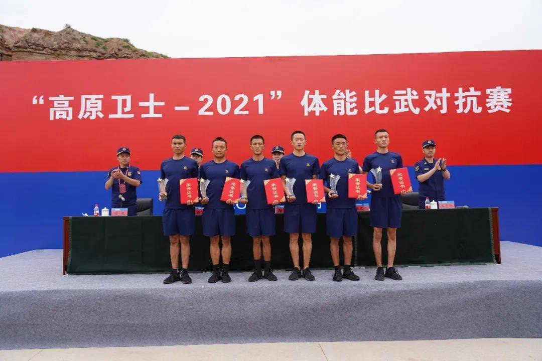 九游网页客户端-游泳附加赛，洞庭闪电队与三湘玄武队逆转，体能对抗拉满！韧性比赛的样板的简单介绍