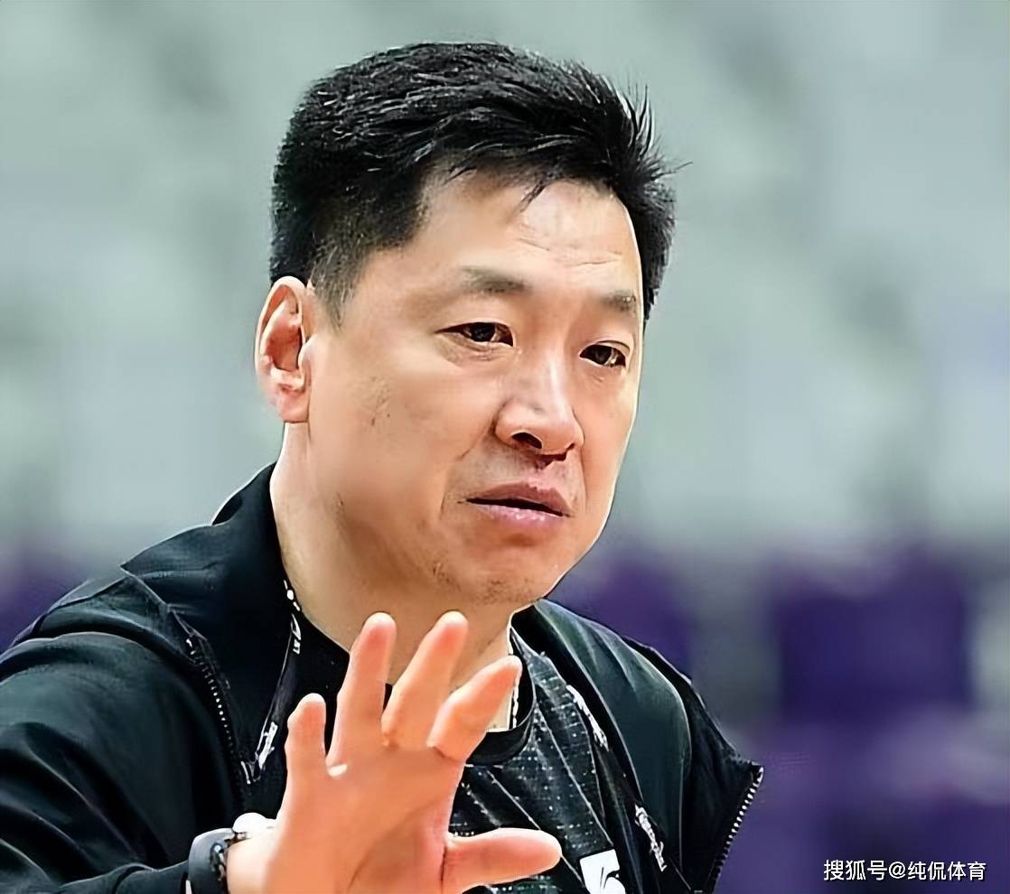 九游网页客户端-关于阿斯顿维拉今晨手感冰凉，志在CBA常规赛名次提升，质疑声仍在，阵容厚度经受考验的信息