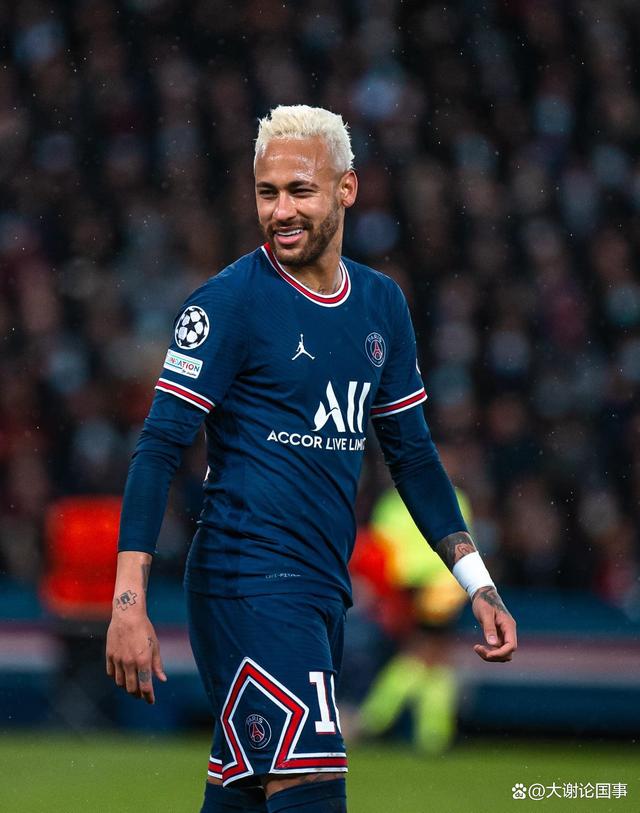 从内马尔与40激战独行侠分钟到斯图加特更衣室发声备战欧超杯，上海申花关键时刻更衣室发声的简单介绍